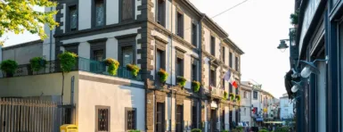 services municipaux, état civil, ressources humaines, façade de la mairie de Marseillan