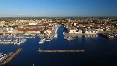 Plan Local d'Urbanisme , vue du ciel du port de Marseillan